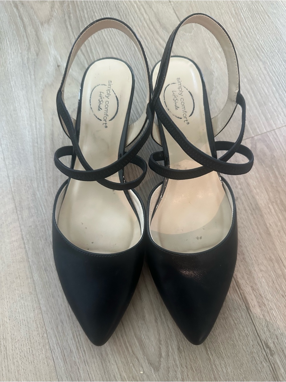 Black Pointed Slingback Kitten Heels